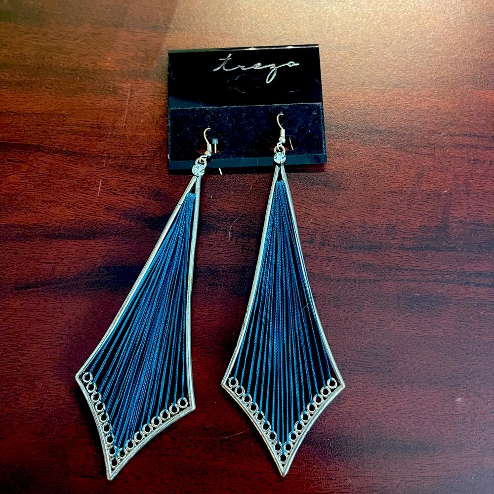 NWT Trezo earrings